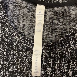Lululemon top
